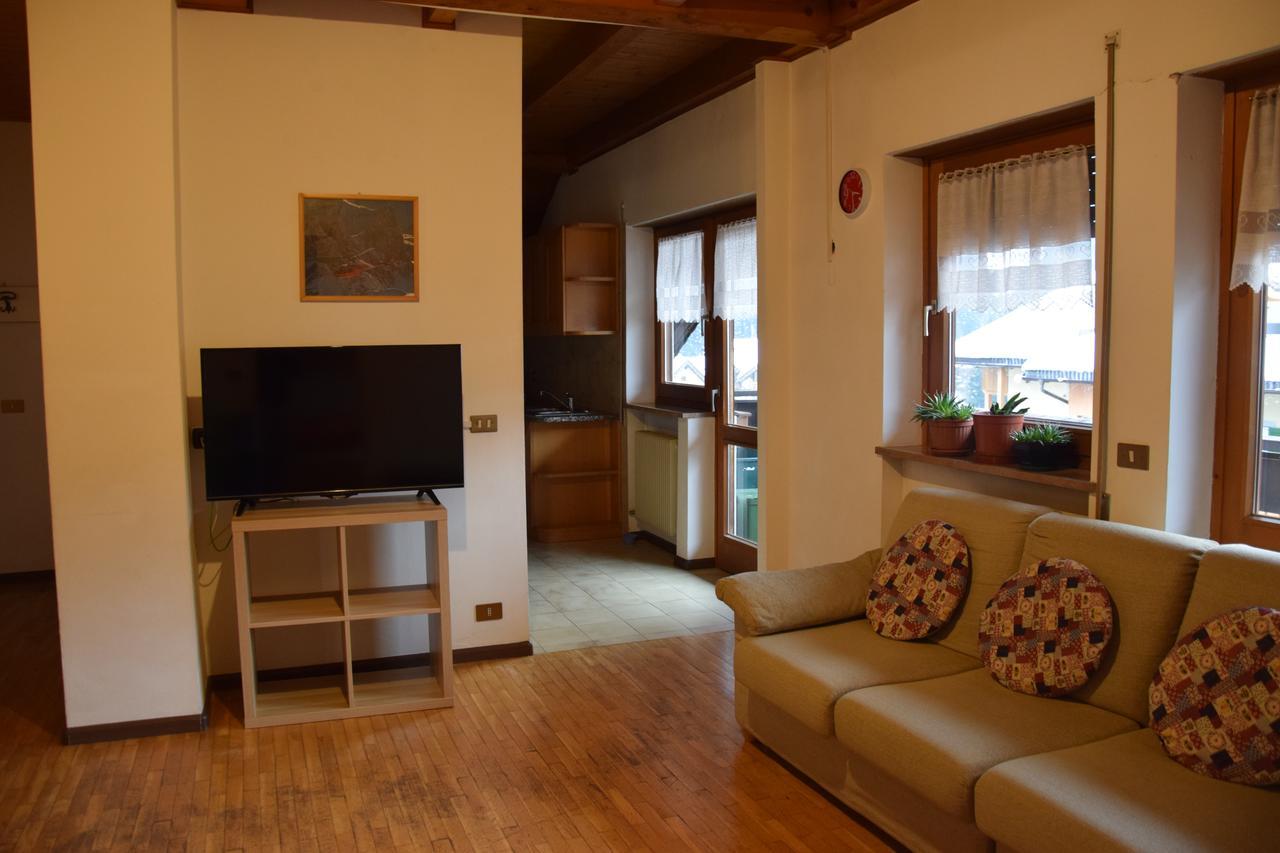La Casa Duron Lägenhet Campitello di Fassa Exteriör bild